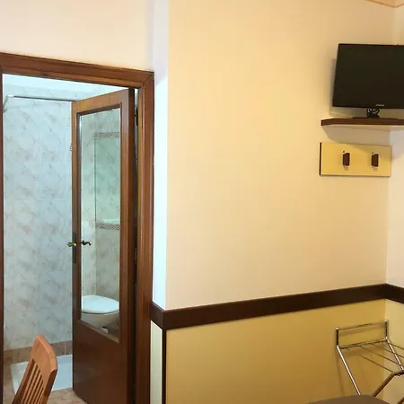 Signa Hotel 2*